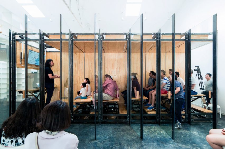 9.639 Inserted Variable Micro Office by LUO Studio