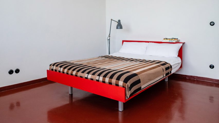 Wallace Sewell Bauhaus blanket Gunta Stölzl