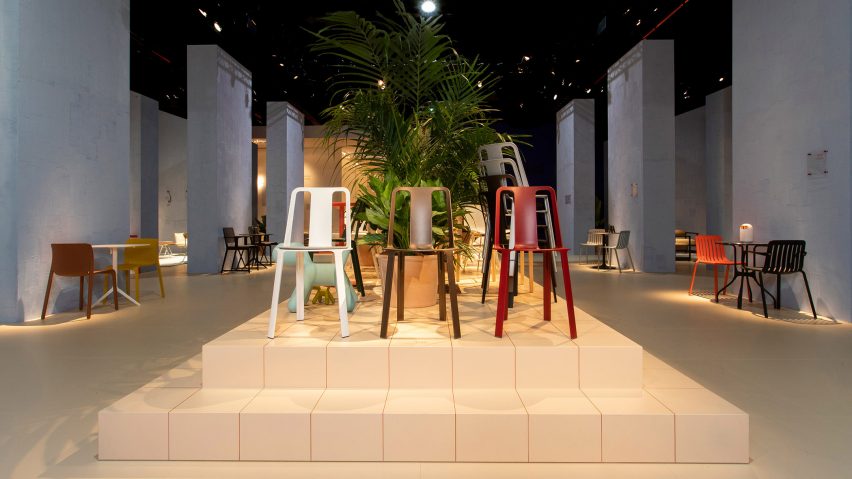 Gilli Kuchik and Ran Amitai use magnesium to create extremely light Vela chair