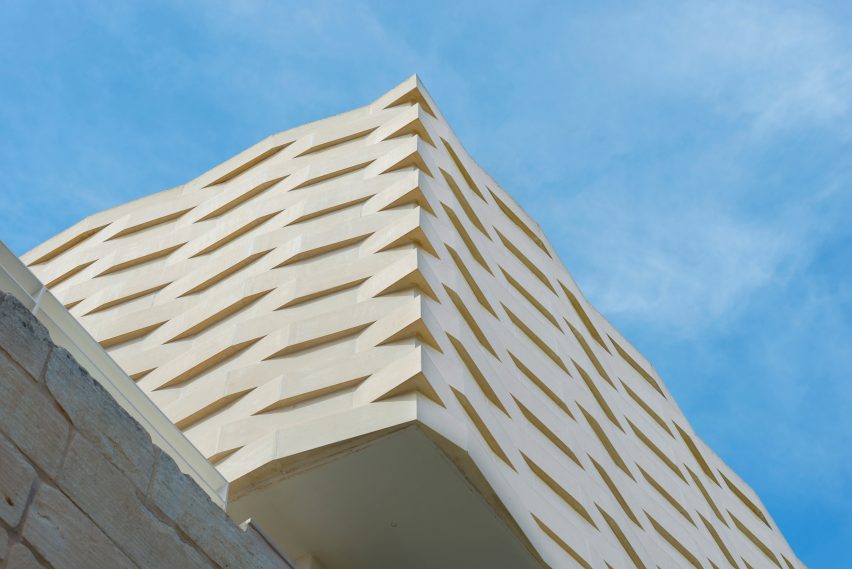 The Coach House by AP Valletta