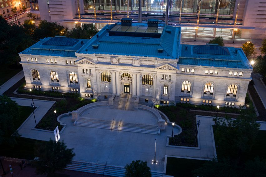 Apple Carnegie Library by Foster+Partners in Washington, DC