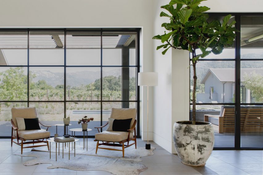 Calistoga Residence by Germia Design and Wade Design Architects