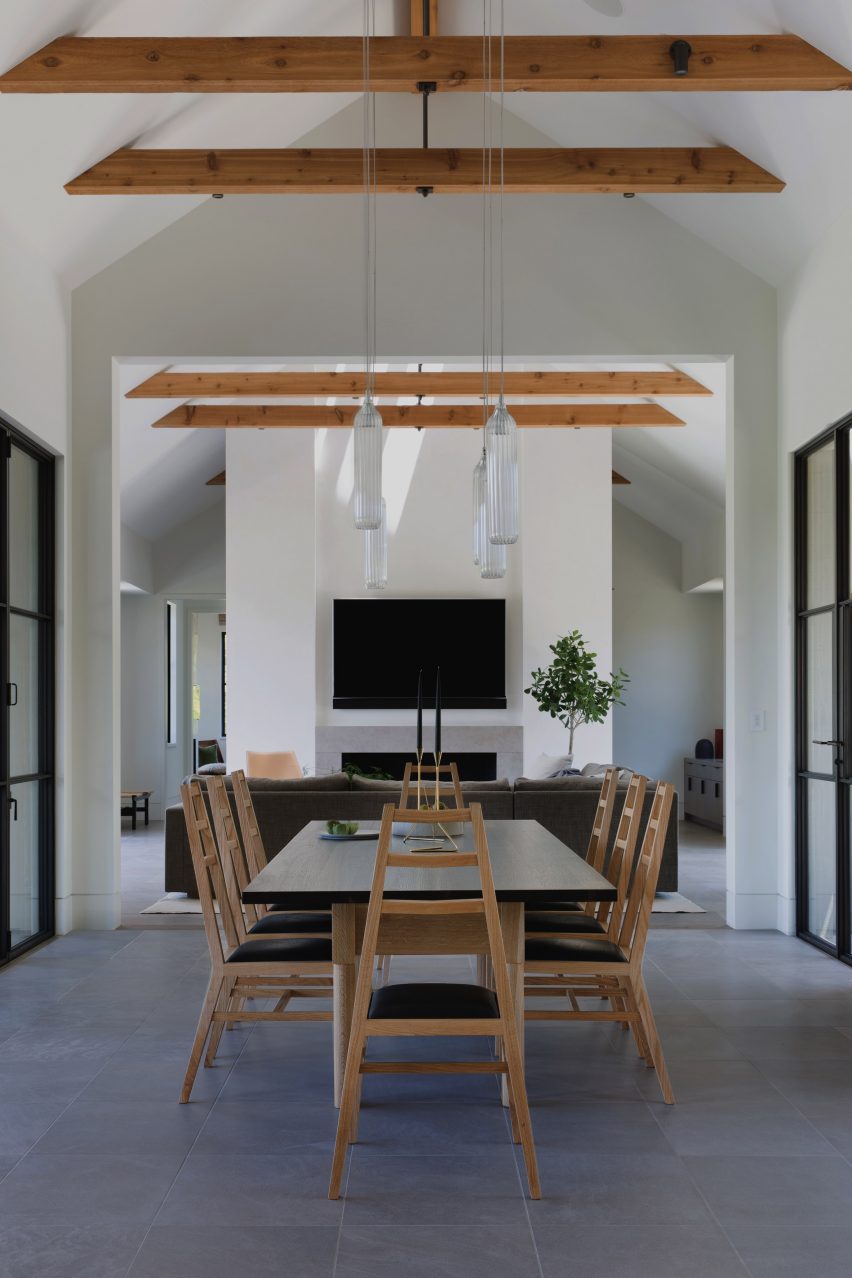 Calistoga Residence by Germia Design and Wade Design Architects