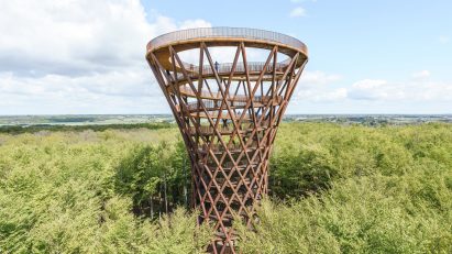 Camp Adventure tower in Denmark by EFFEKT