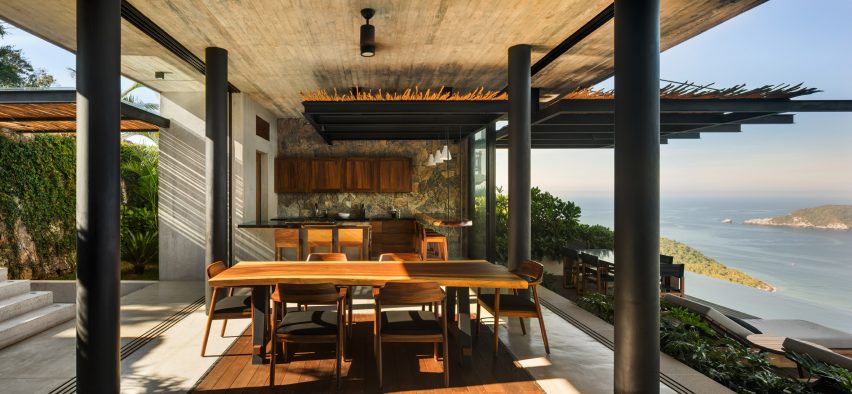 Casa Z by Zozaya Arquitectos in Mexico