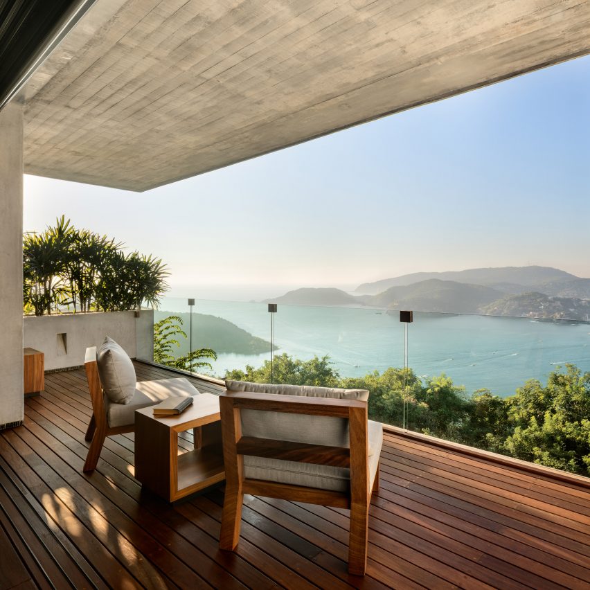 Casa Z by Zozaya Arquitectos in Mexico