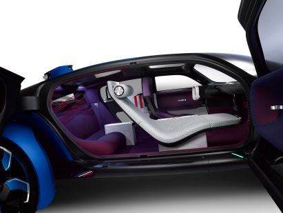 Citroën's 19_19 concept car takes passengers on a "magic carpet ride"