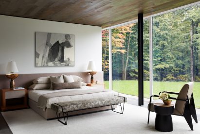 Columbia County glass house residence by Drake/Anderson in upstate New York
