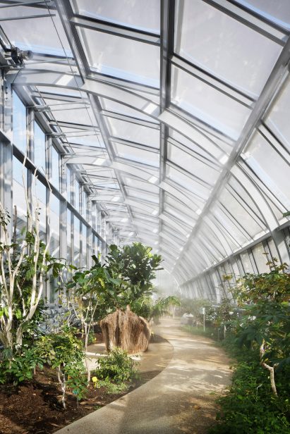 Court Simonne Mathieu at Roland Garos, the home of the French Open, by Marc Mimram Architecture & Associés