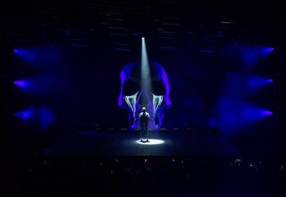 Dave set design by Tim Routledge