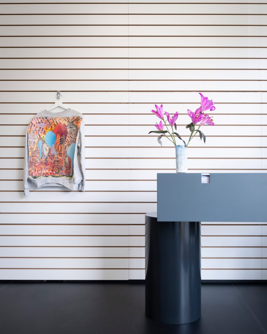 DKUK hair salon by Sam Jacob Studio