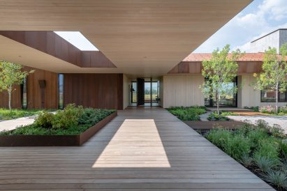 Dogtrot Residence in Jackson Hole, Wyoming by Carney Logan Burke