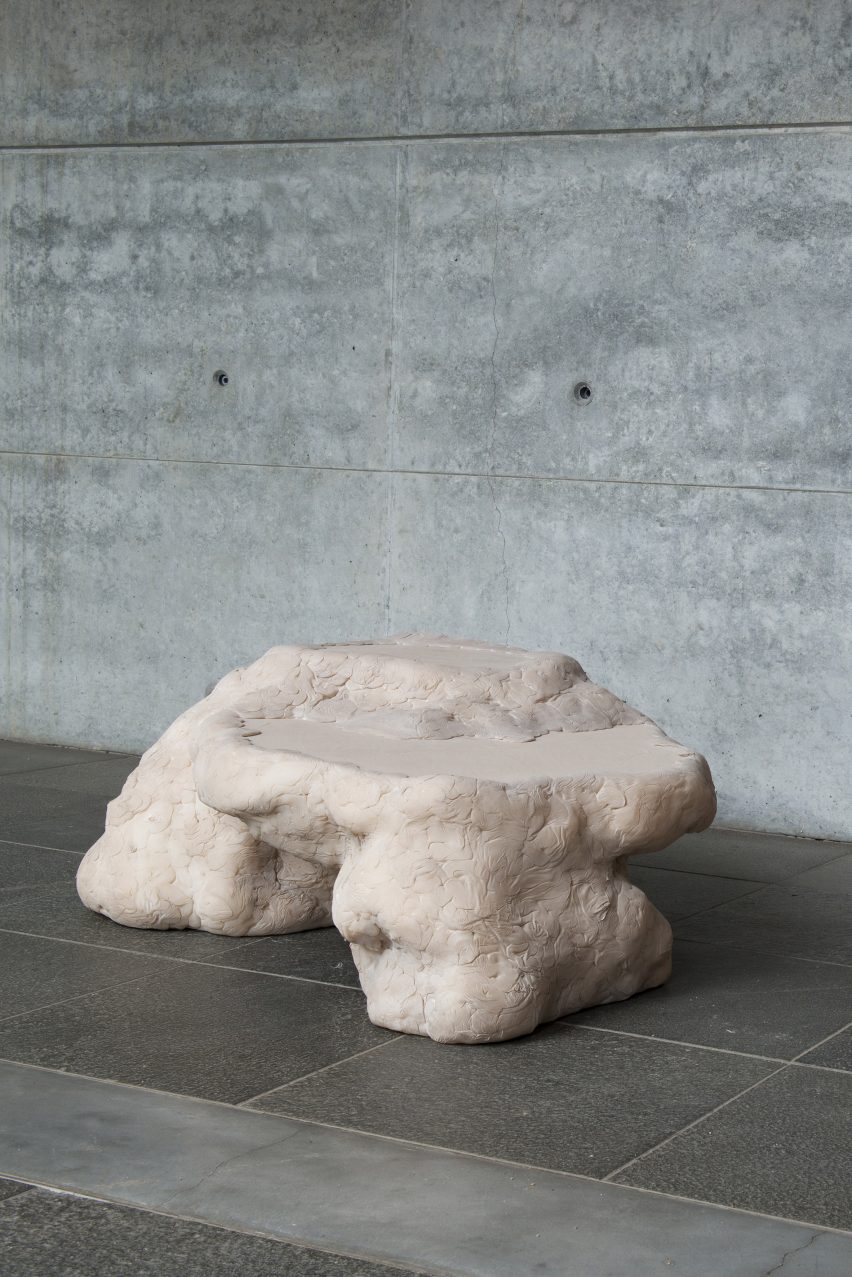dolomies-soft-Beings-sculpture-furniture-elissa-acoste_