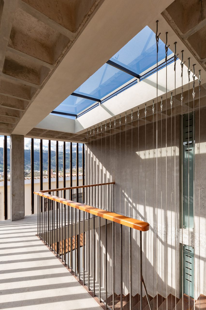 Edificio Criba in Ambato, Ecuador by Rama Estudio