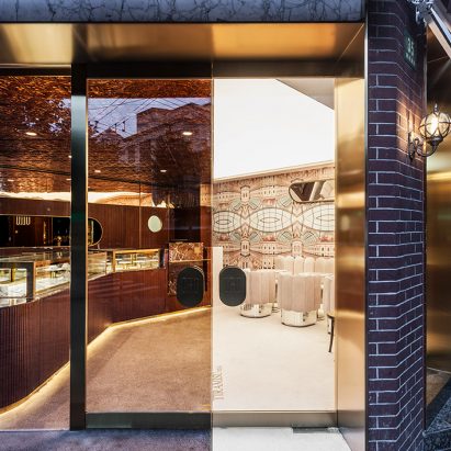 Chinese interior designers, Elle Decoration China 2019 annual: Oro Tiramisuteca store by Nong Studio