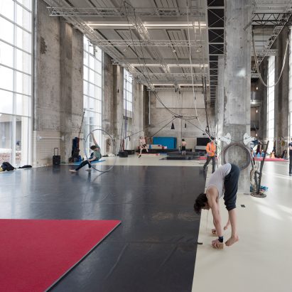 ESAC Circus School by Daniel Delgoffe