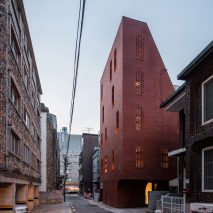 Five-storey house by STPMJ