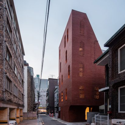 Five-storey house by STPMJ