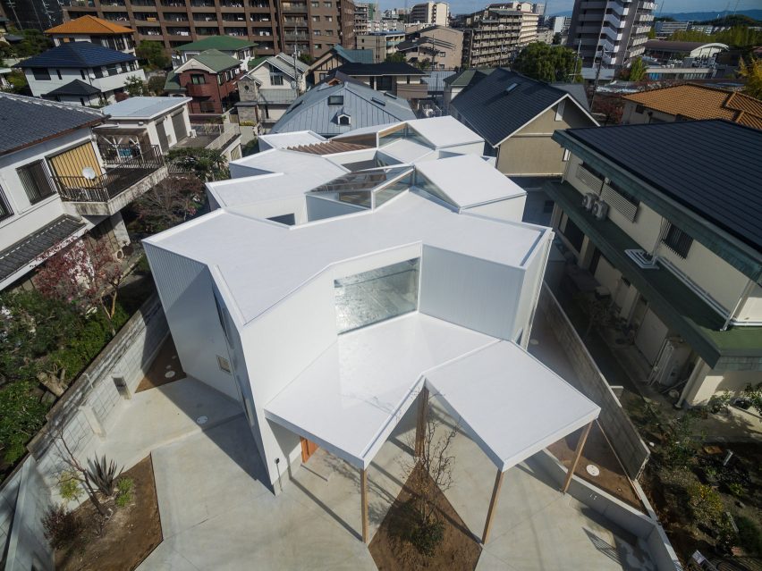 House in Hokusetsu by Tato Architects