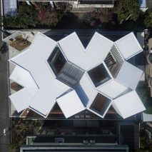 House in Hokusetsu by Tato Architects