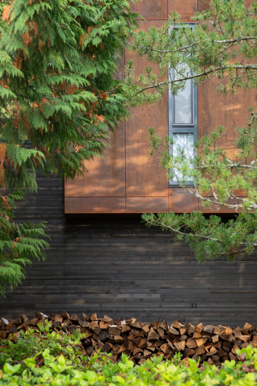 House On The Cove residence by Stephenson Design Collective in Bellingham, Washington