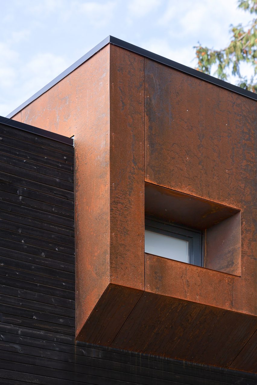 House On The Cove residence by Stephenson Design Collective in Bellingham, Washington