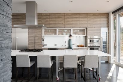 House On The Cove residence by Stephenson Design Collective in Bellingham, Washington