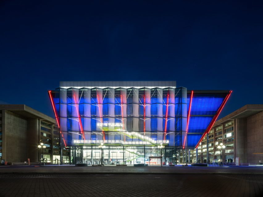 International Spy Museum by Rogers Stirk Harbour Partners