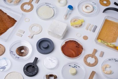 Korvaa headphones by Aivan ar made from six different microbial materials