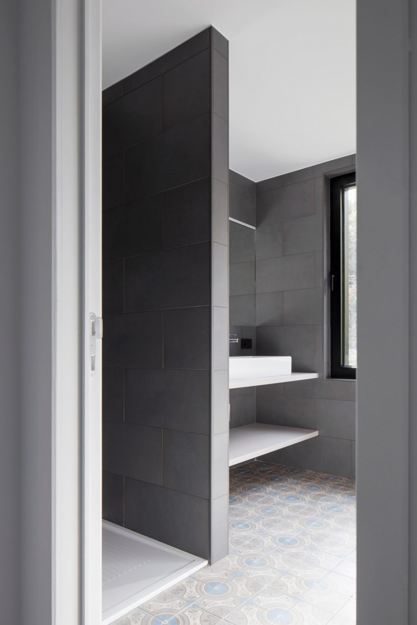 La bouteillerie by Architecture Cotugno Thiry
