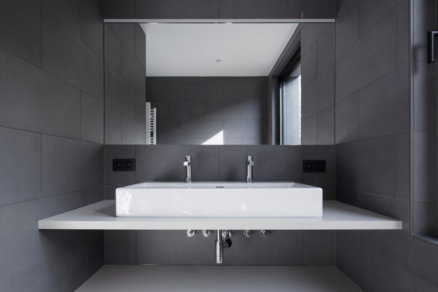 La bouteillerie by Architecture Cotugno Thiry