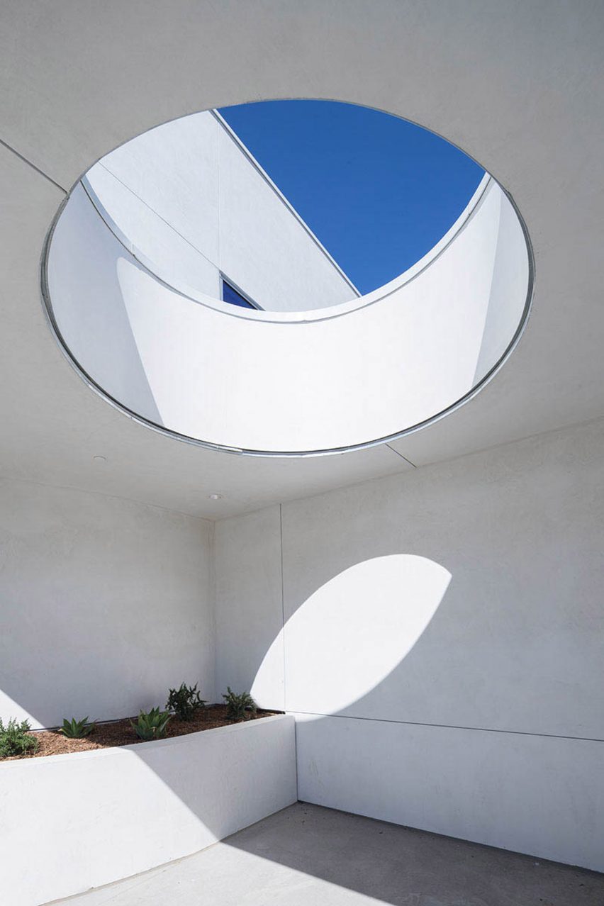 Los Angeles LGBT Center Anita May Rosenstein Campus by Leong Leong and KFA