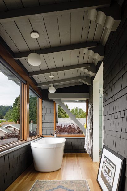 Lincoln Street Residence by Beebe Skidmore