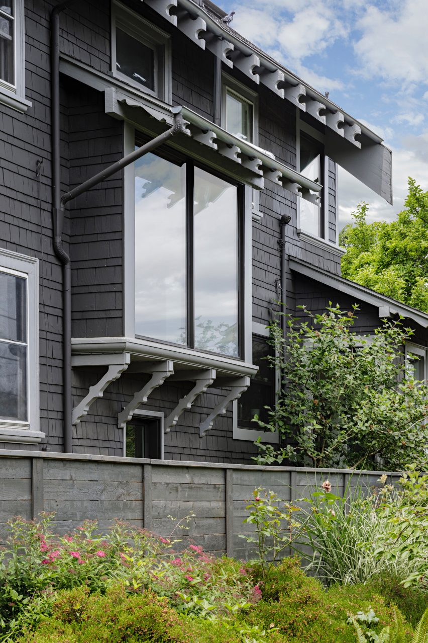 Lincoln Street Residence by Beebe Skidmore