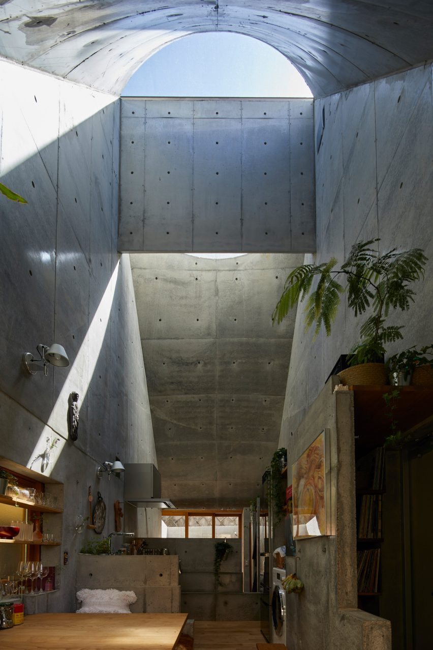 Love2 House by Takeshi Hosaka in Tokyo Japan