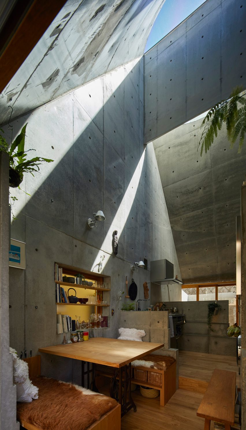 Love2 House by Takeshi Hosaka in Tokyo Japan