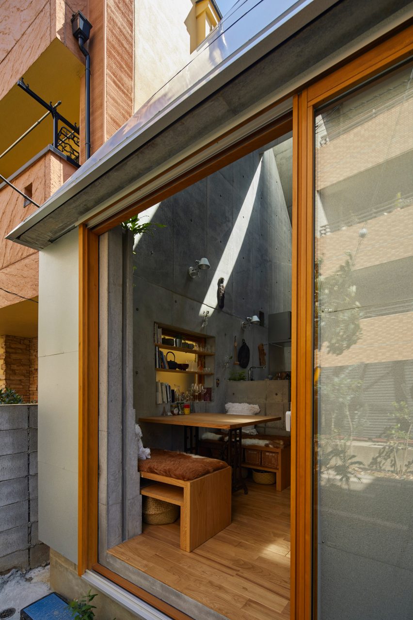 Love2 House by Takeshi Hosaka in Tokyo Japan