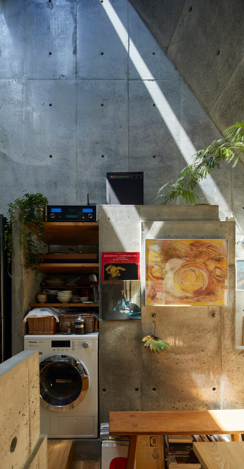 Love2 House by Takeshi Hosaka in Tokyo Japan