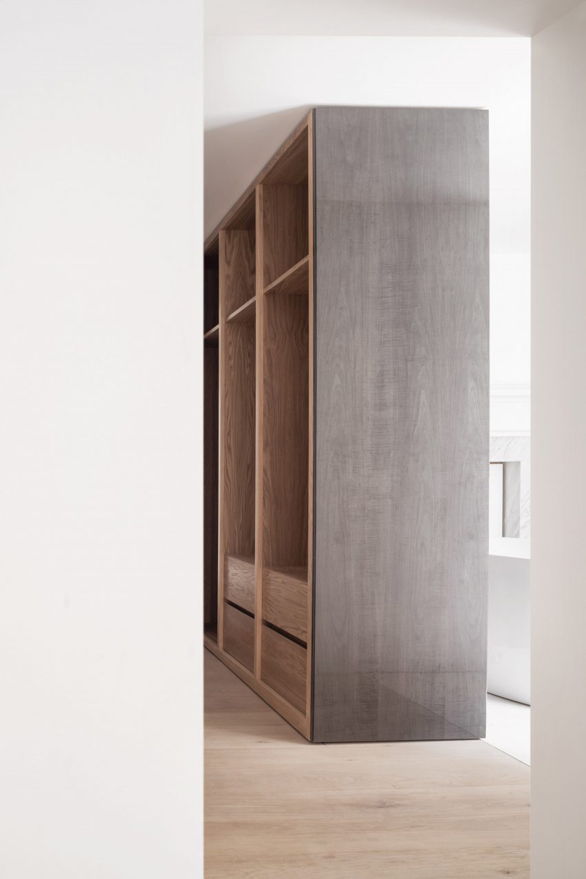 Mayfair apartment by HASA Architects