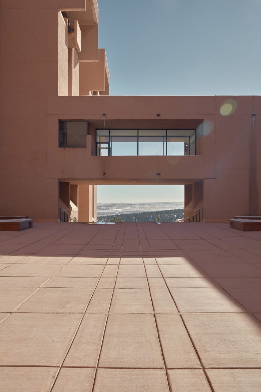 IM Pei's Mesa Lab photographed by Tom Ross