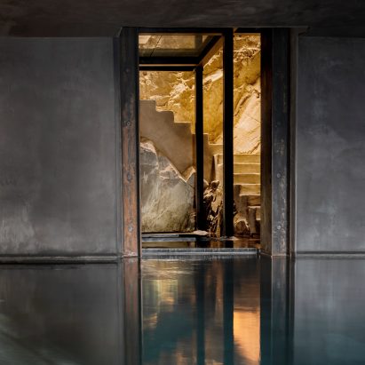 Dezeen Weekly features a Tuscan hotel built from ruins