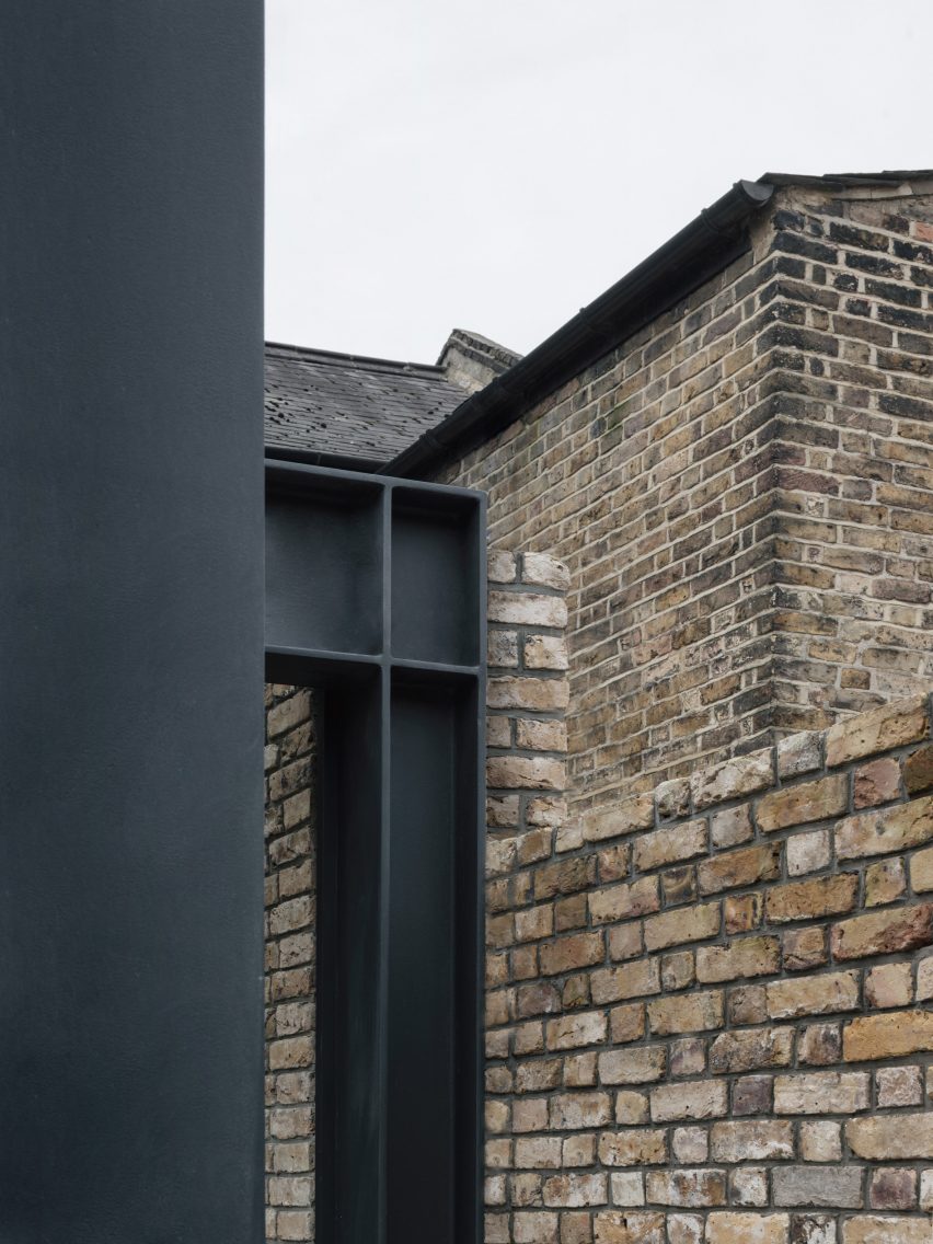 Repoussoir by Con Form Architects