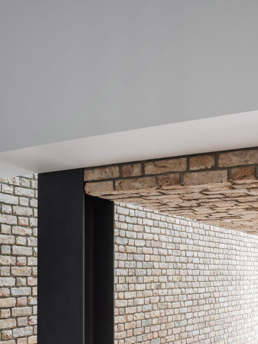 Repoussoir by Con Form Architects