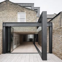 Repoussoir by Con Form Architects
