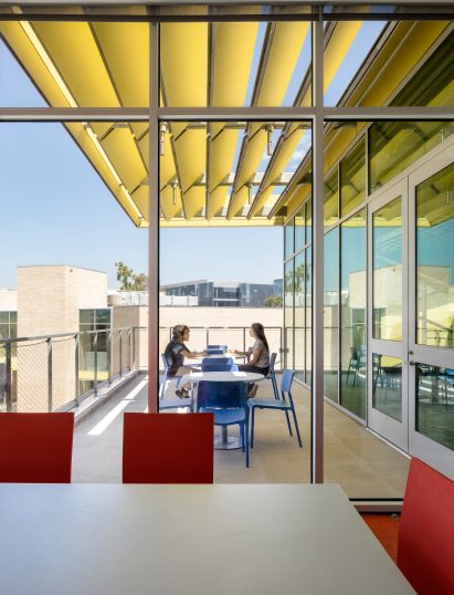 KCRW Media Center in Santa Monica by CWA