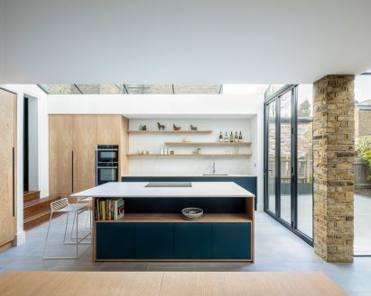 Snug House by Proctor & Shaw