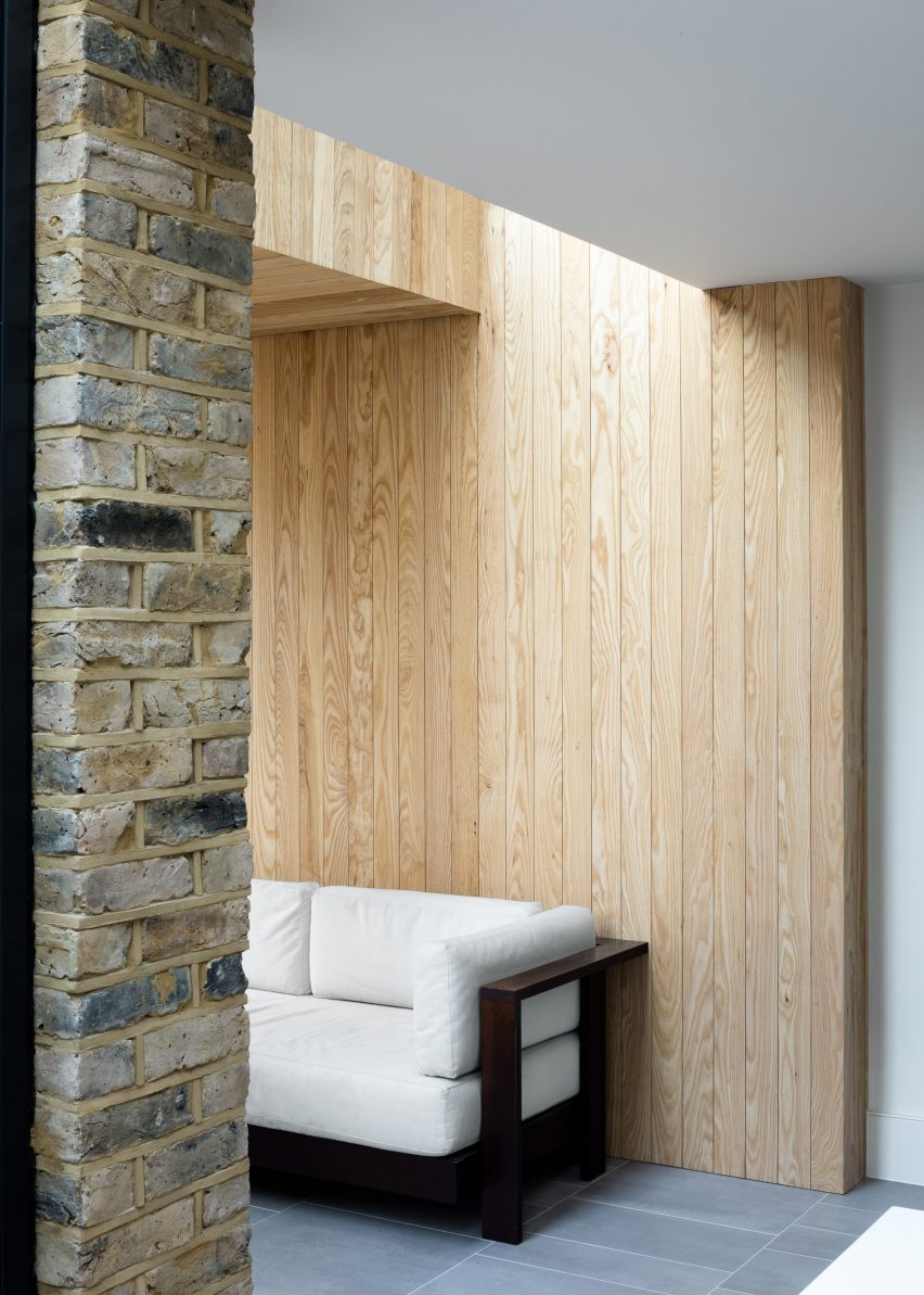 Snug House by Proctor & Shaw