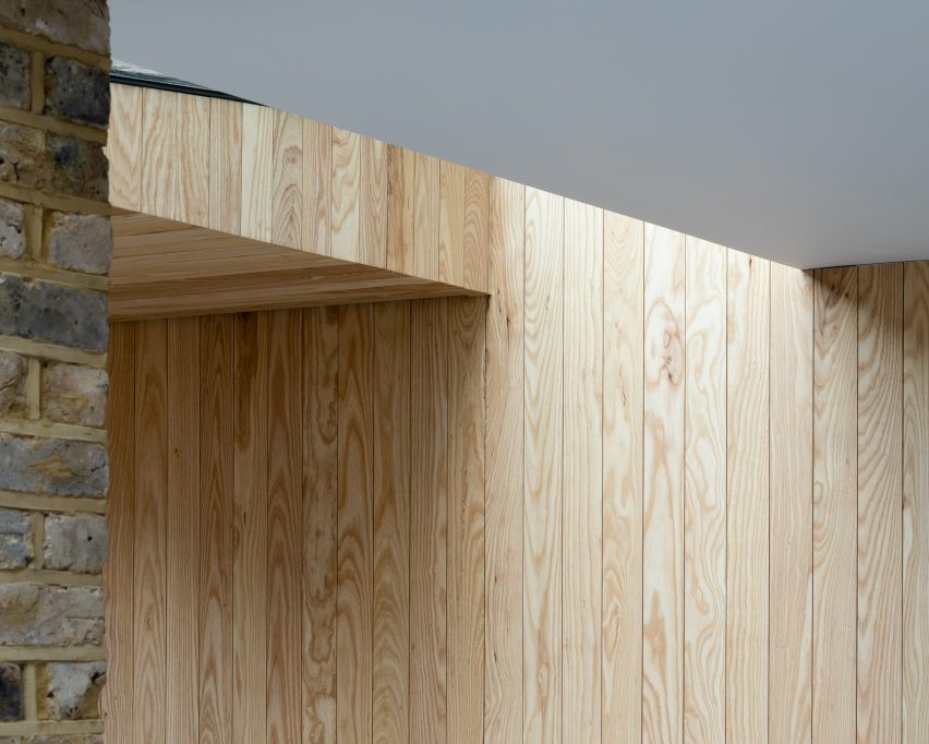 Snug House by Proctor & Shaw