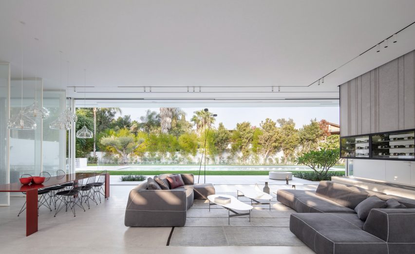 Split House by Pitsou Kedem Architects