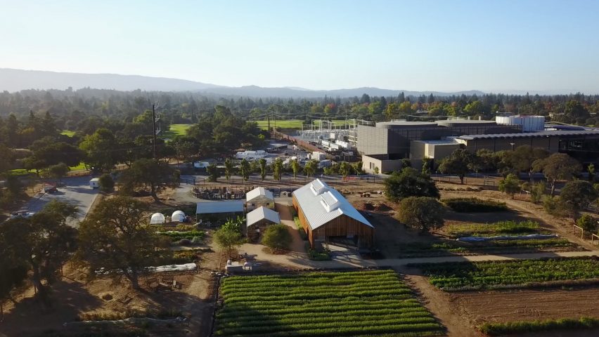 Stanford University educational farm in Silicon Valley, California by CAW Architects